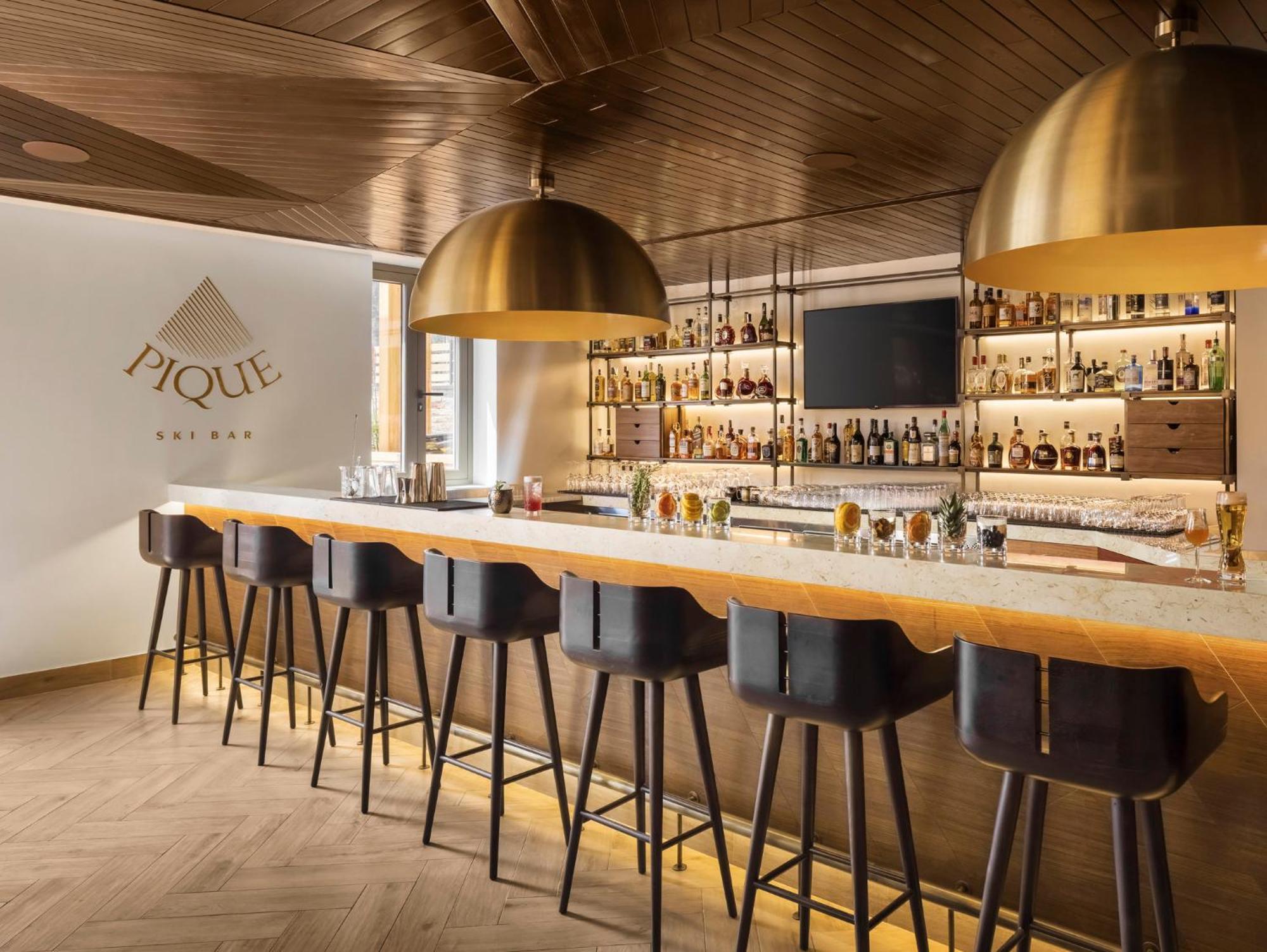 Viceroy Kopaonik Serbia Eksteriør bilde The bar at the new lounge