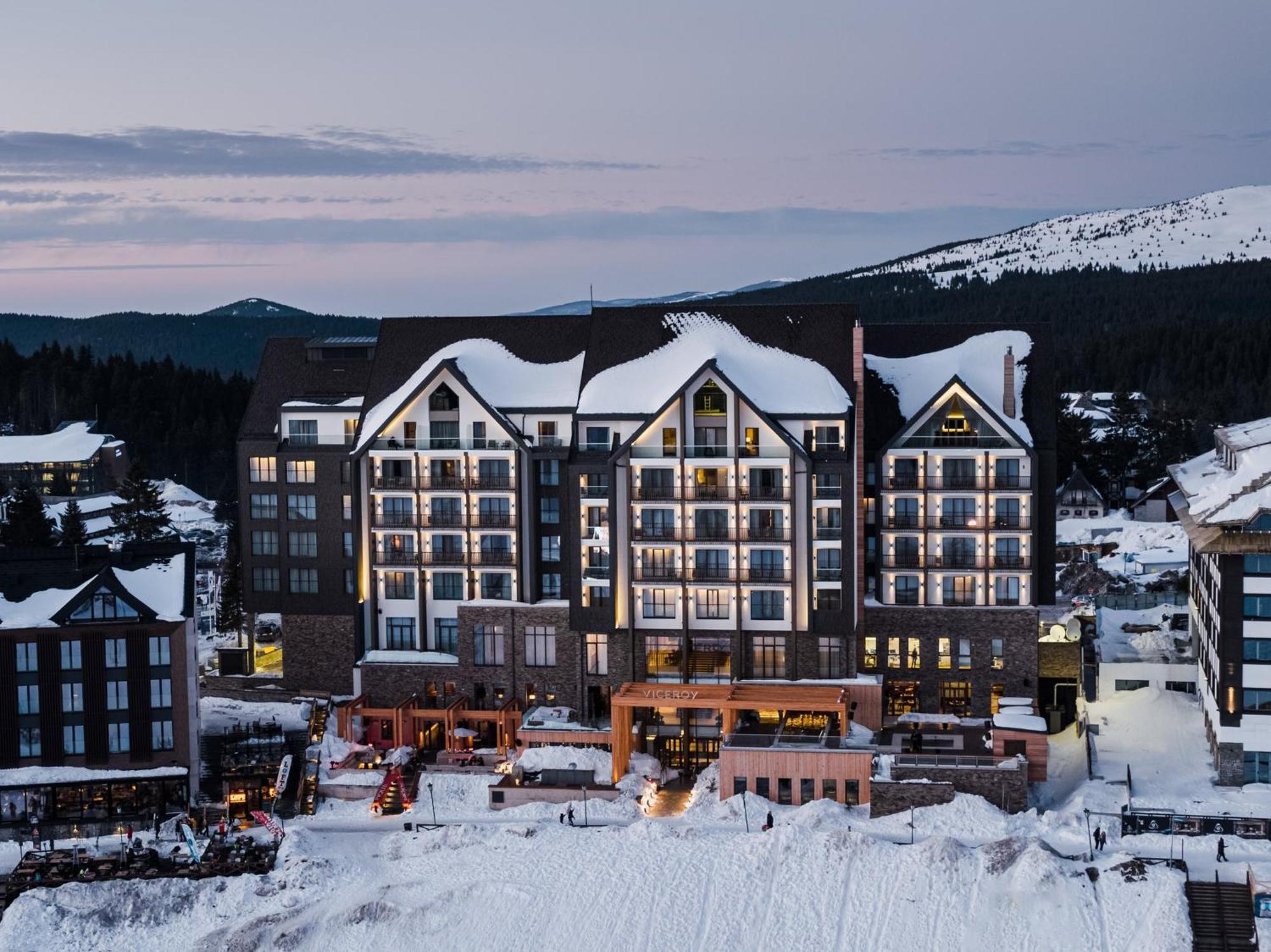 Viceroy Kopaonik Serbia Eksteriør bilde The Village at Sun Peaks